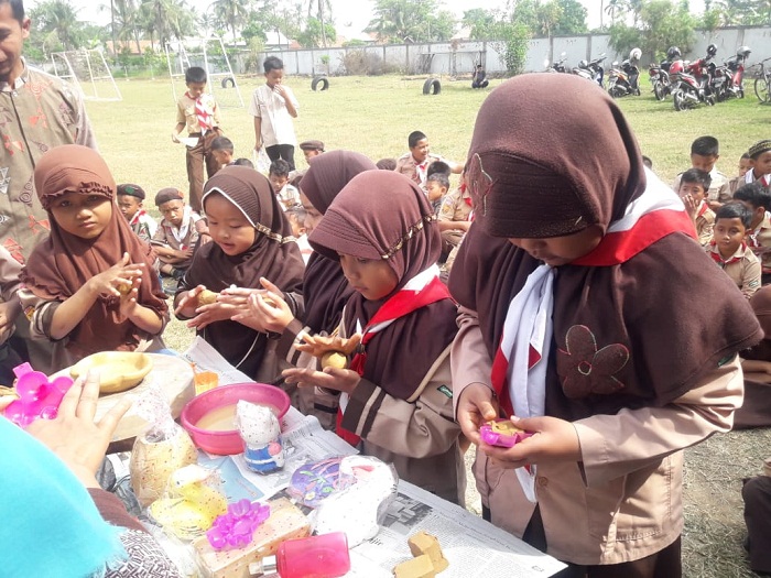 Kegiatan Market Day SDIT SAMBA TARUMA