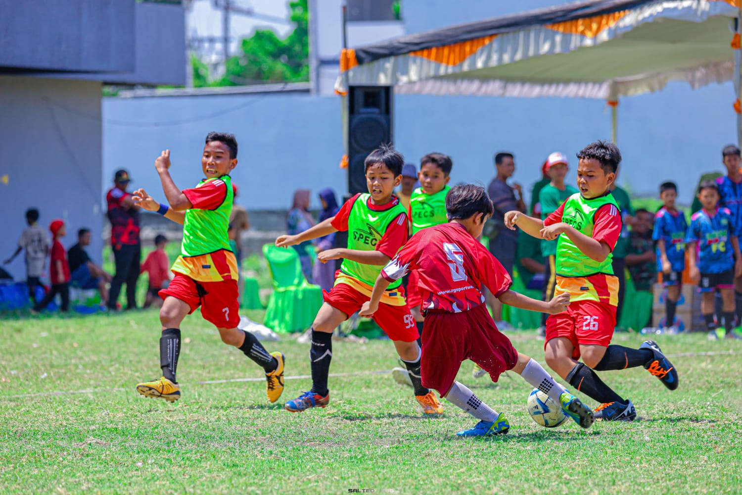 Kejuaraan Sepak Bola